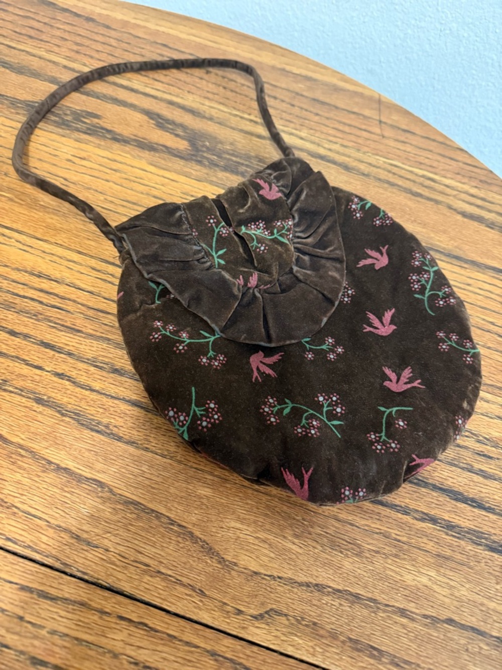 Vintage 90s velvet small handbag - Picture 2 of 3